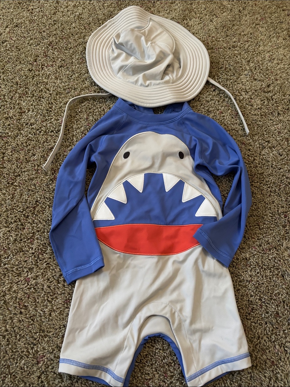 Hanna Andersson Shark Smile Long-Sleeve Kids Swimsuit with Shark Hat - Sz 3T